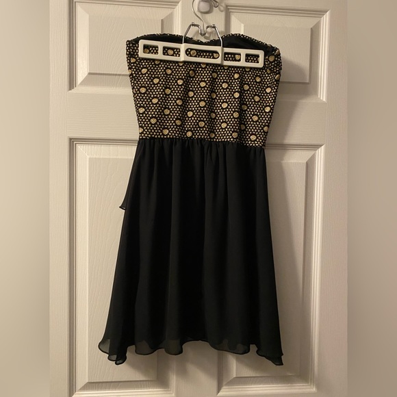 Sparkly strapless dress - Picture 3 of 3